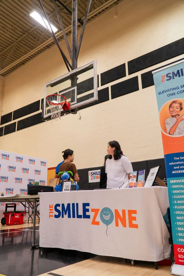 TheSmileZone health and wellness event in Casa Grande with the Arizona Cardinals — photo 4 of 77