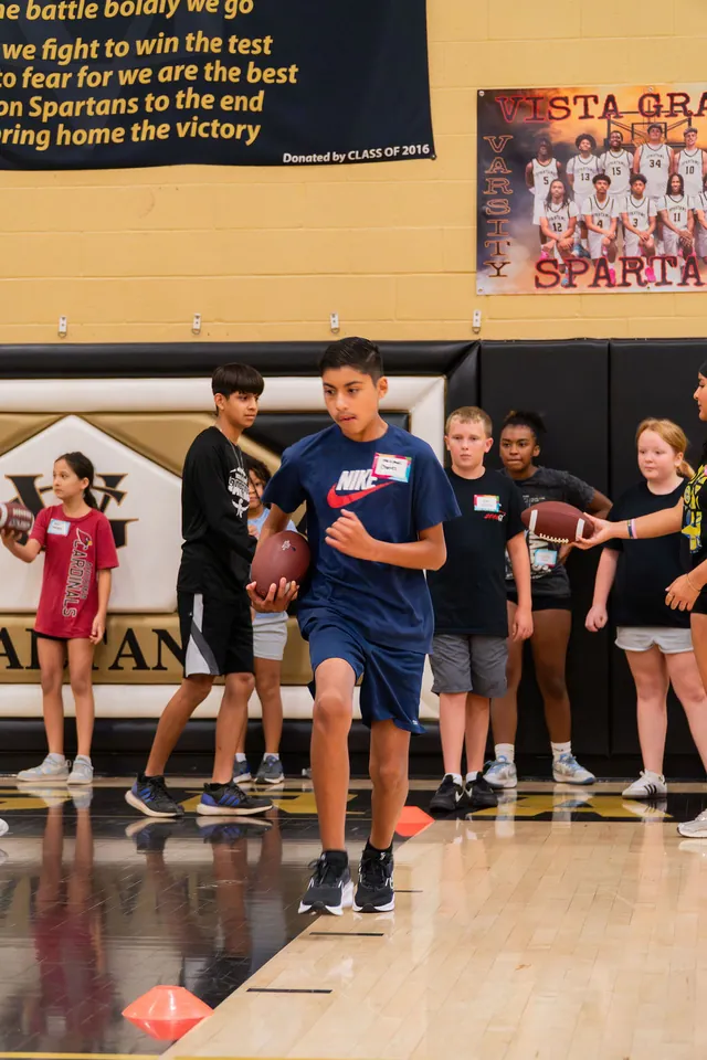 TheSmileZone health and wellness event in Casa Grande with the Arizona Cardinals — photo 51 of 77