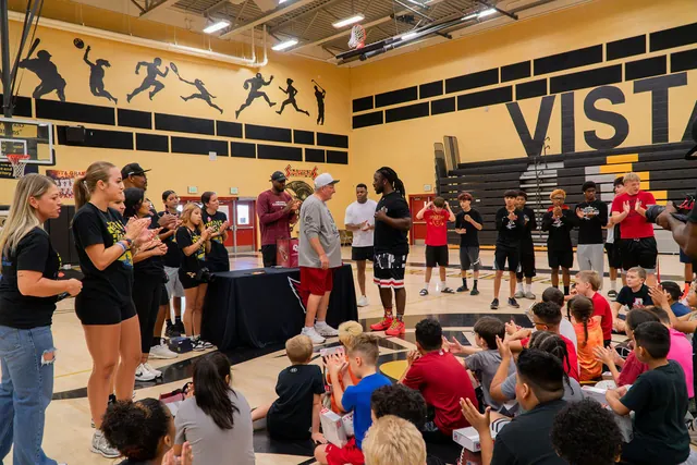 TheSmileZone health and wellness event in Casa Grande with the Arizona Cardinals — photo 68 of 77